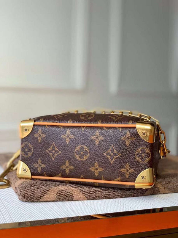 LOV - Luxurious Totes - 2282