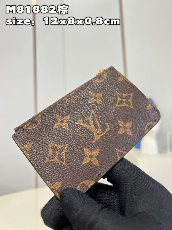 LOV - Luxurious Totes - 571