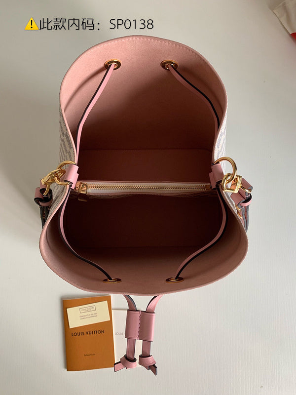 Luxurious Totes - Latest - 9755