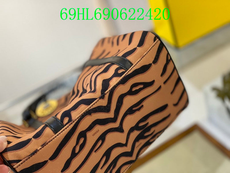 GC - Shoulder - 2875