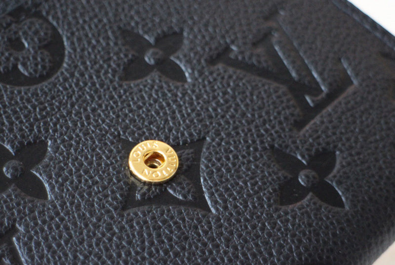 Luxurious Totes - Latest - 855