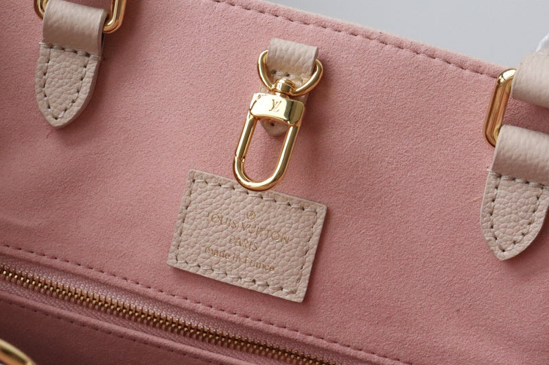 LOV - Luxurious Totes - 1678