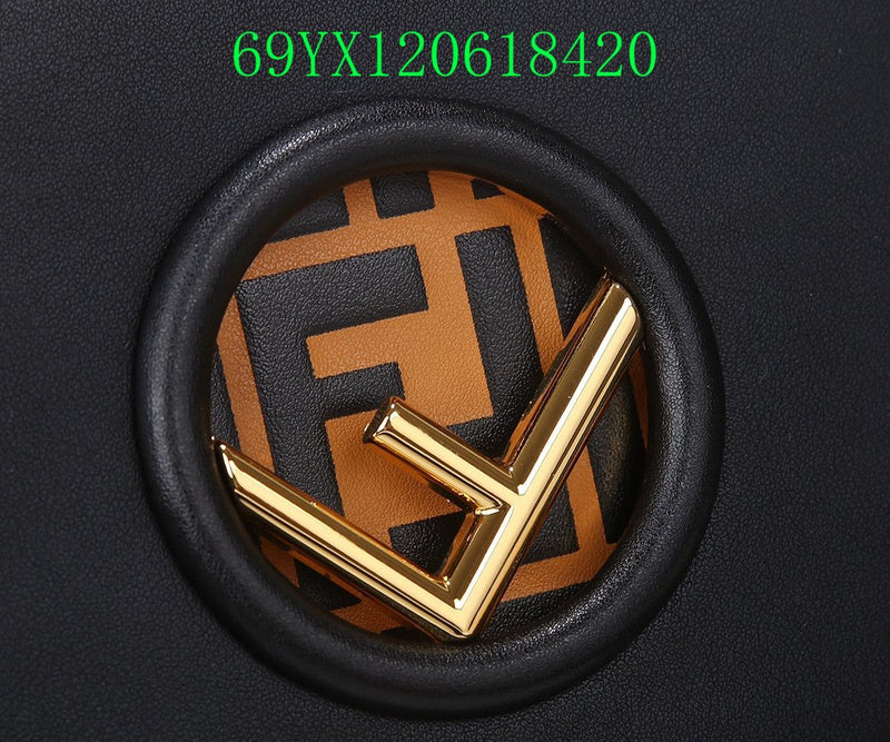 GC - Shoulder - 2971