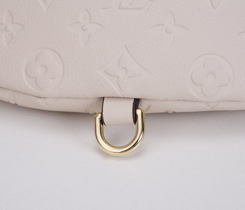 LOV - Luxurious Totes - 2672