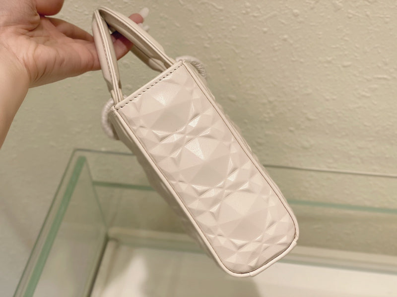 Luxurious Totes - Latest - 6504