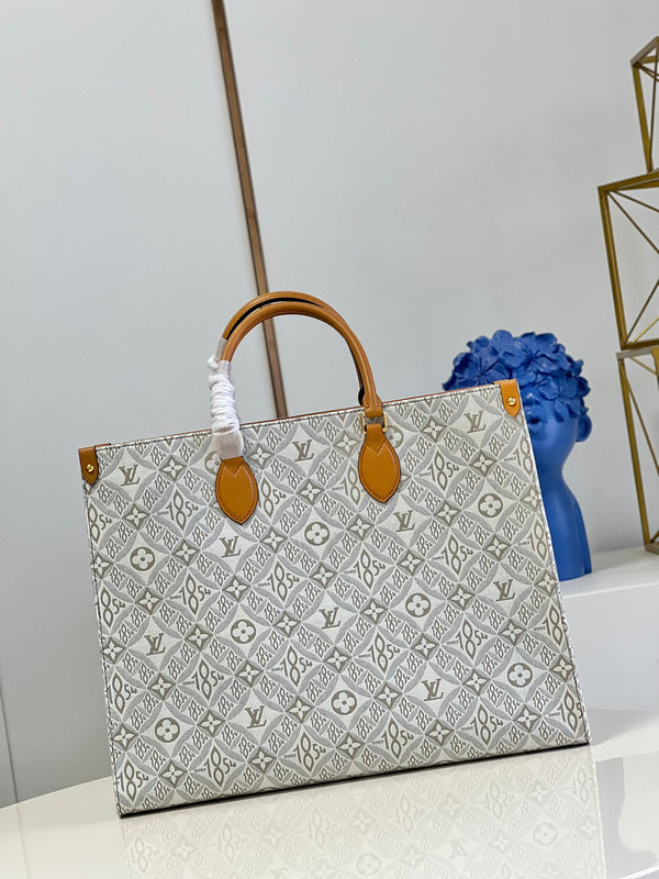 LOV - Luxurious Totes - 2012