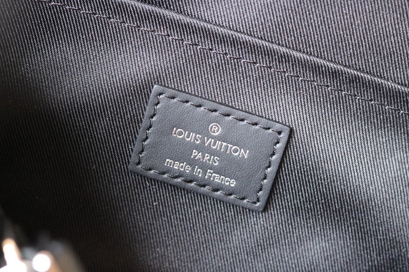 LOV - Luxurious Totes - 2043