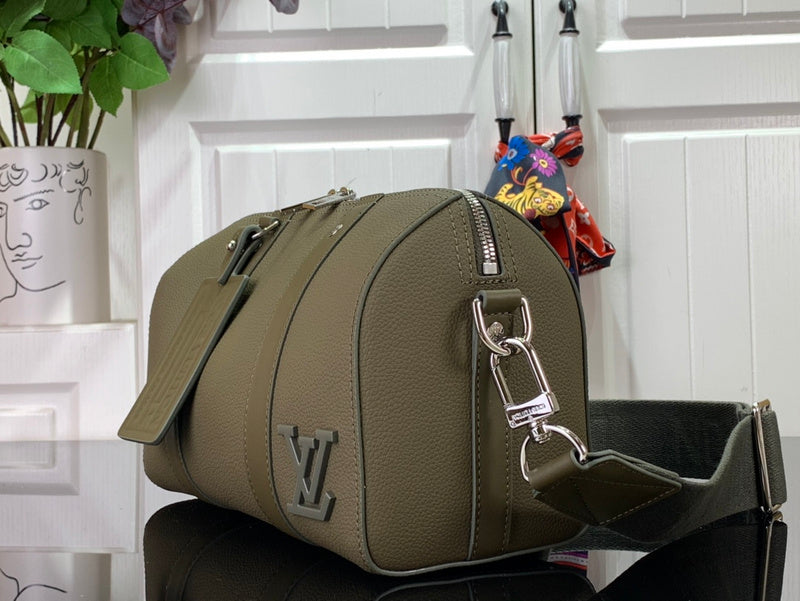 LOV - Luxurious Totes - 1015