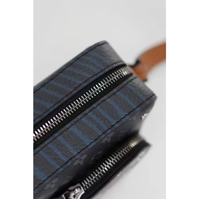 LOV - Luxurious Totes - 2287