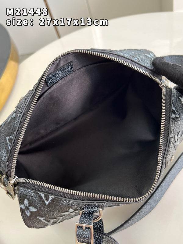 LOV - Luxurious Totes - 908