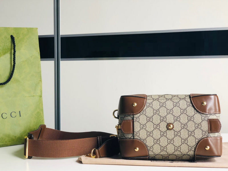 GUI - Luxurious Totes - 631