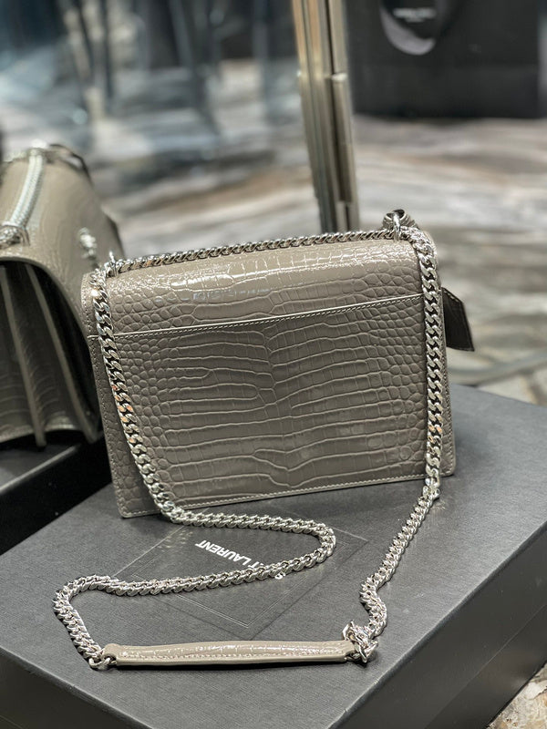 Luxurious Totes - Latest - 8546