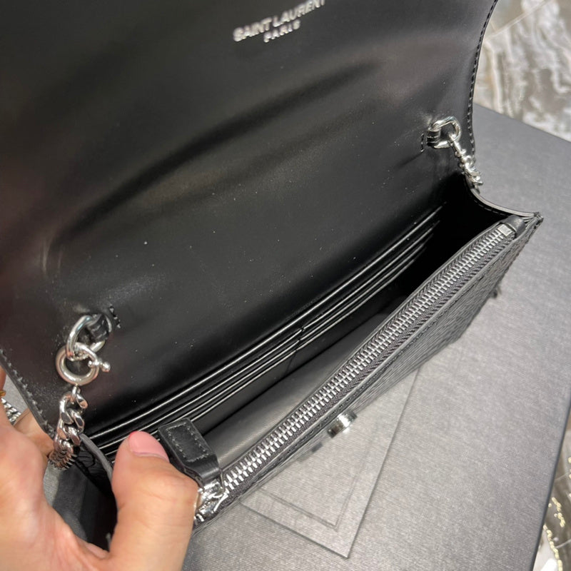 Luxurious Totes - Latest - 8684