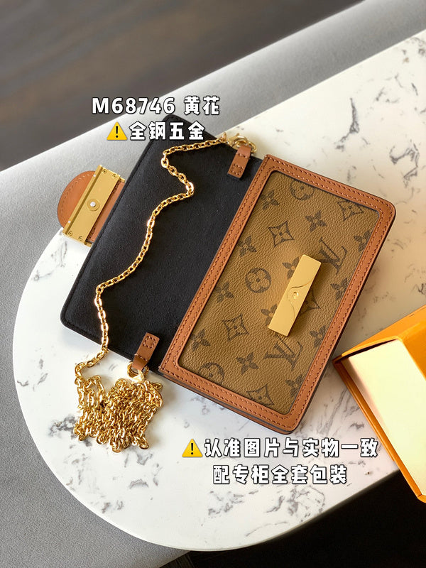 LOV - Luxurious Totes - 1462