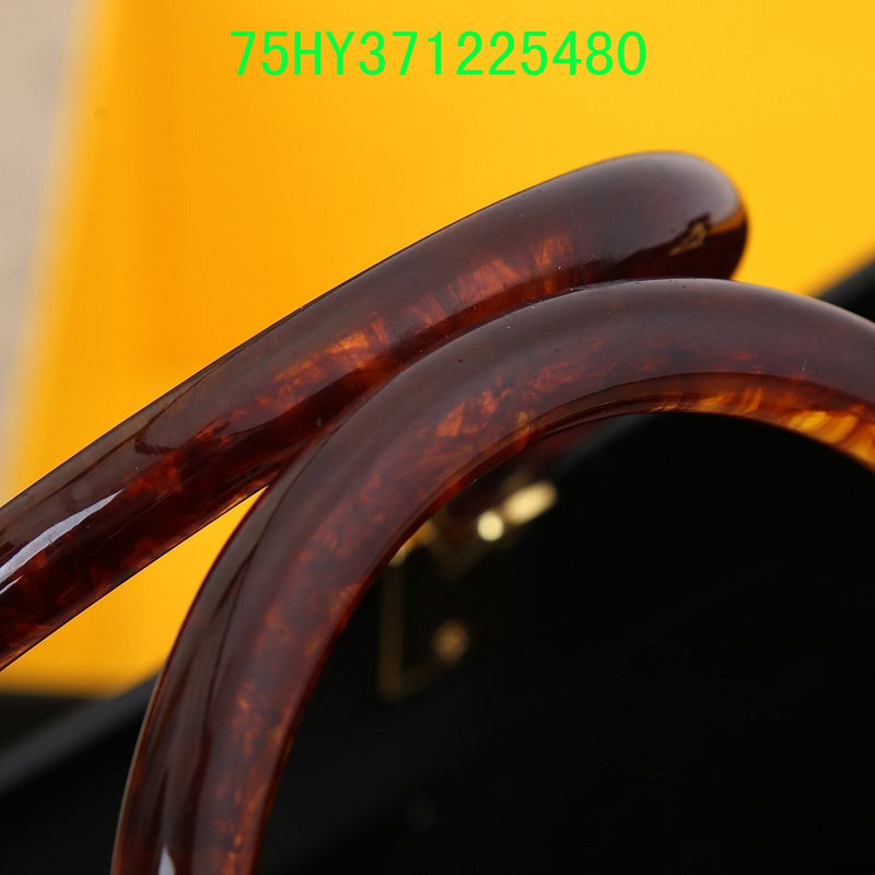 GC - Shoulder - 3497