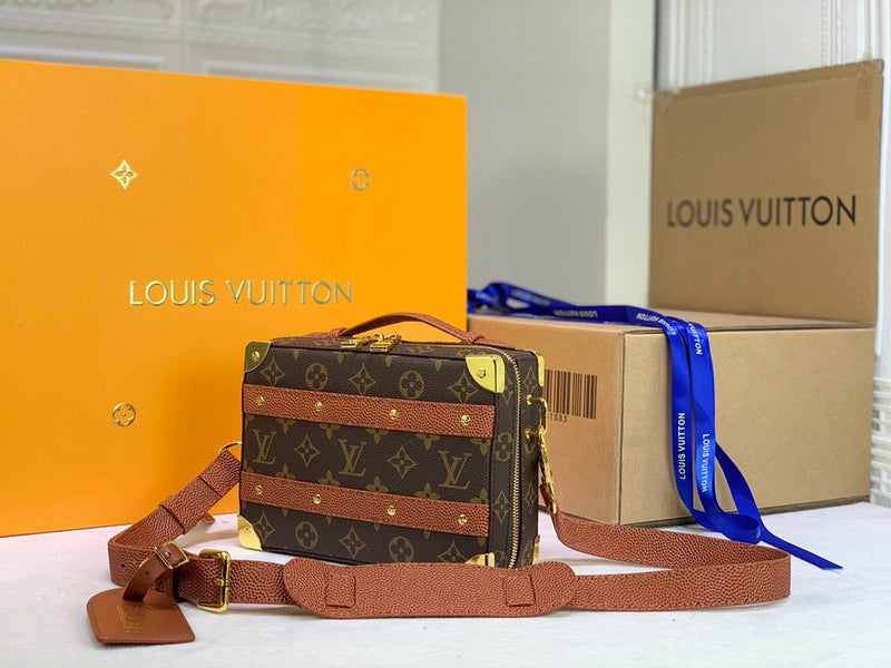 LOV - Luxurious Totes - 2352