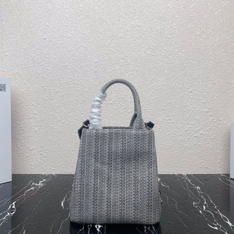 Luxurious Totes - Latest - 4581