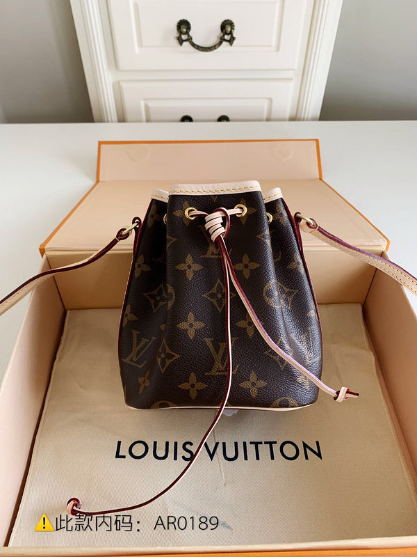 Luxurious Totes - Latest - 9758