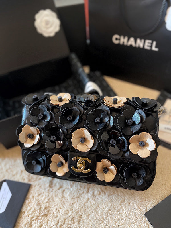 Luxurious Totes - CNL3 Bags - 116