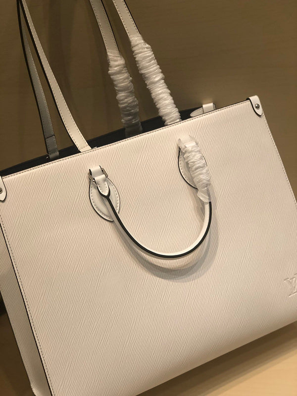 LOV - Luxurious Totes - 2633
