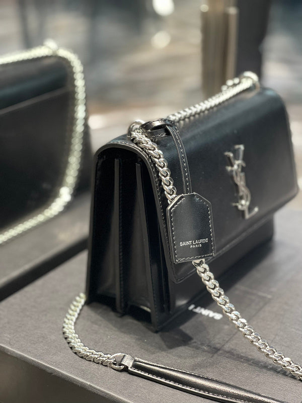 Luxurious Totes - Latest - 8547