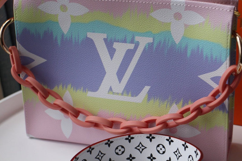 LOV - Luxurious Totes - 2655