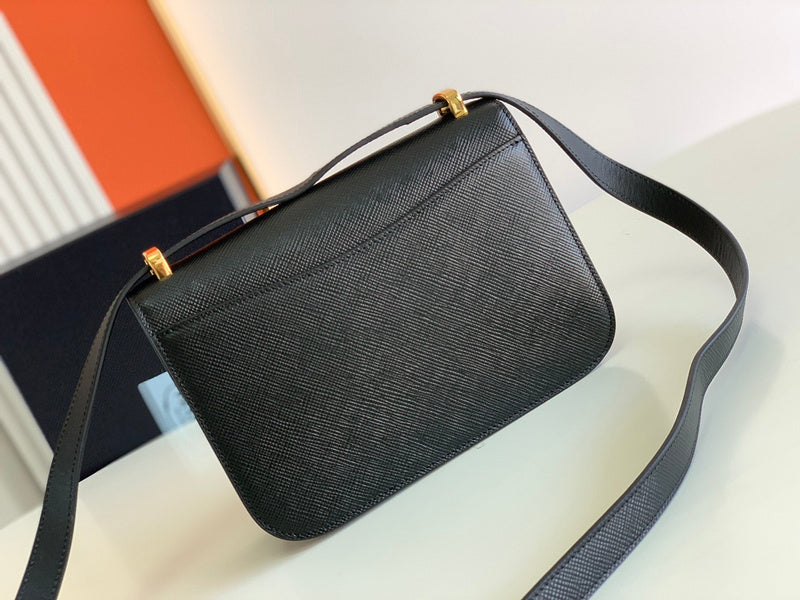 PDA - Luxurious Totes - 214
