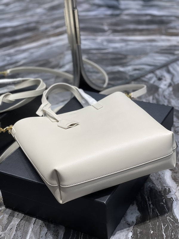 Luxurious Totes - Latest - 8773