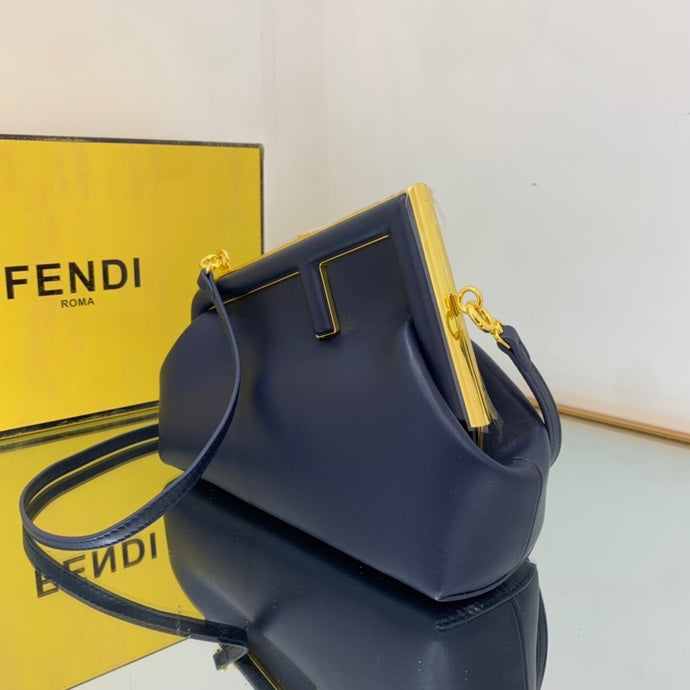 Luxurious Totes - Latest - 11400