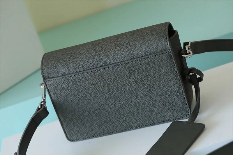 Lux-Totes - LOV Bags - 3857