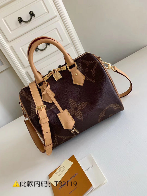 Luxurious Totes - Latest - 9706