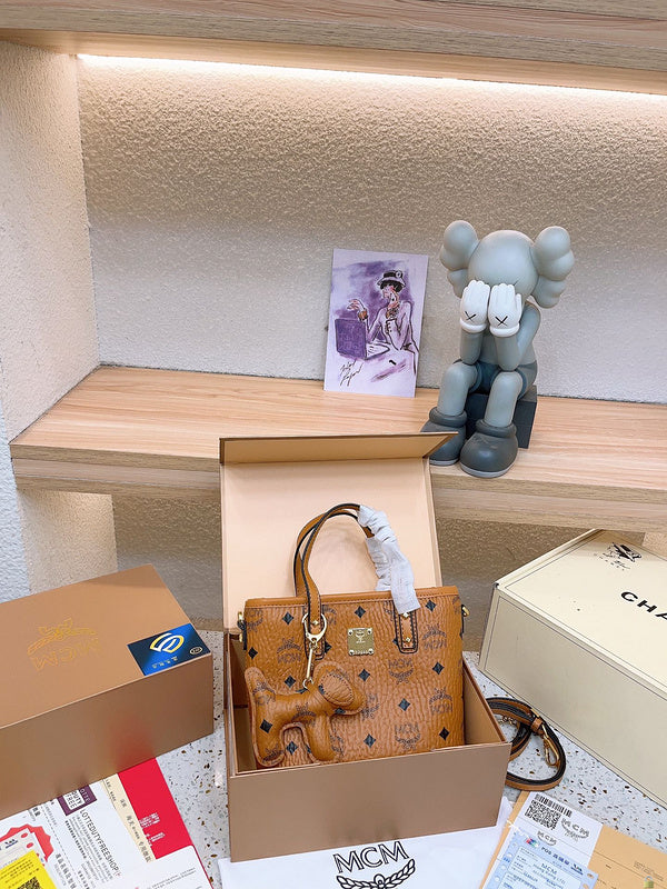 Luxurious Totes - CMM Bags - 040