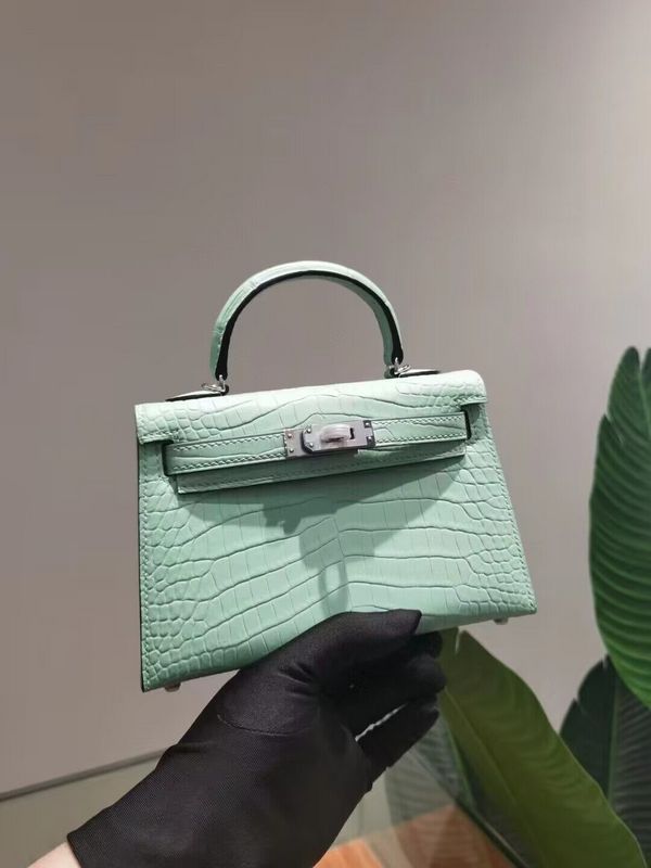 HMS - Luxurious Totes - 009