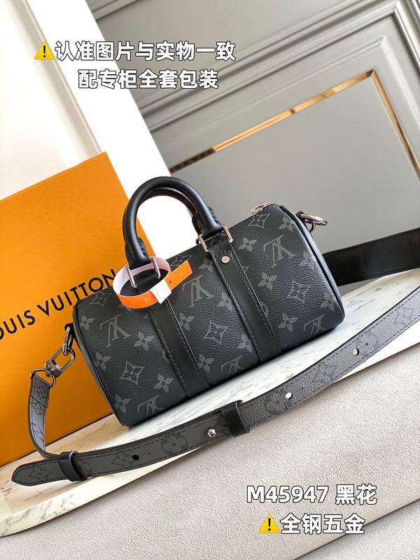 LOV - Luxurious Totes - 271
