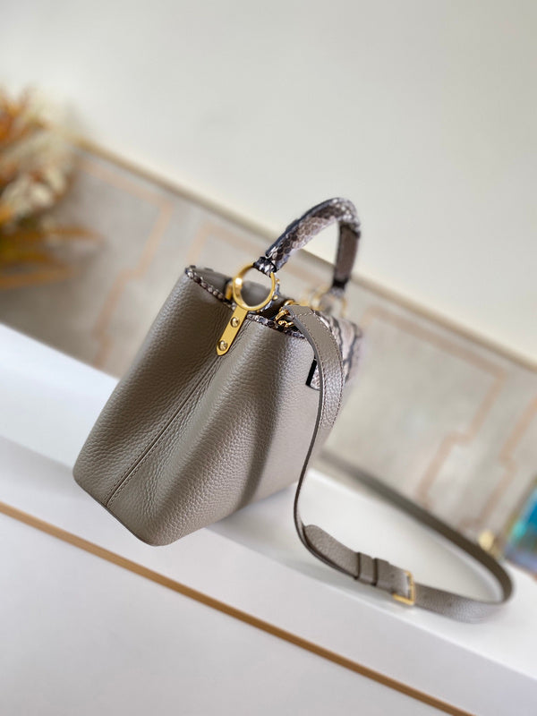 LOV - Luxurious Totes - 2199