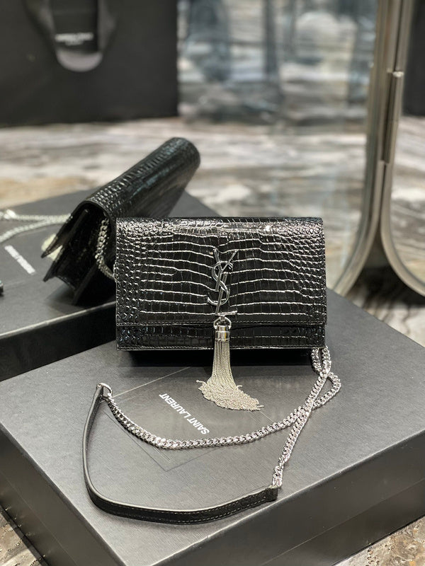 Luxurious Totes - Latest - 8684