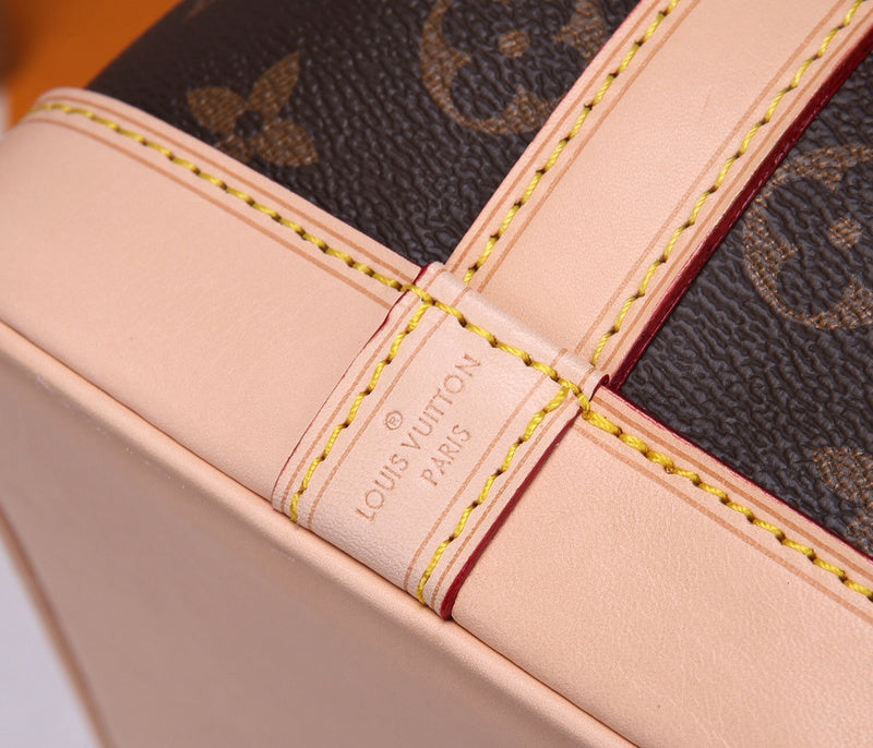LOV - Luxurious Totes - 1826