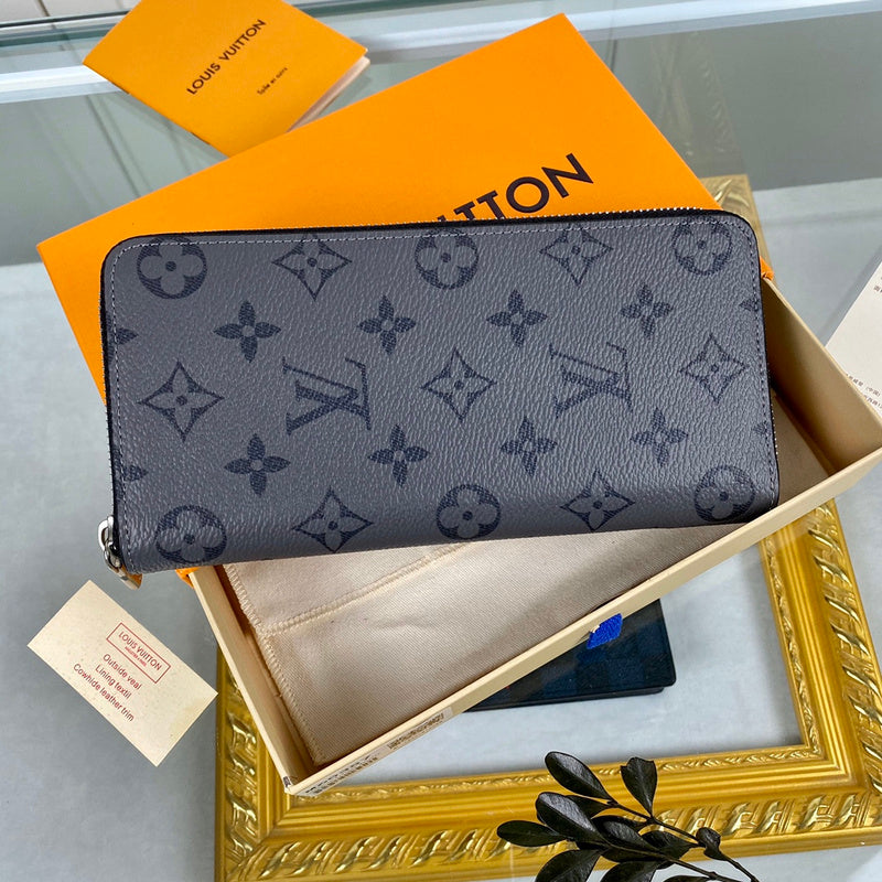 LOV - Luxurious Totes - 1671