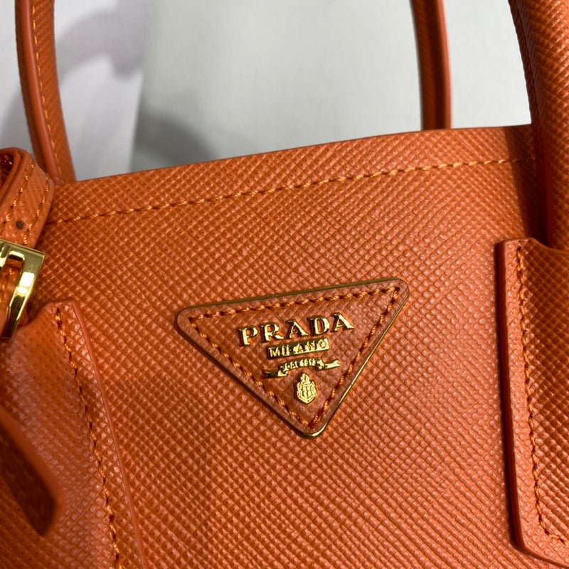 Luxurious Totes - Latest - 4562