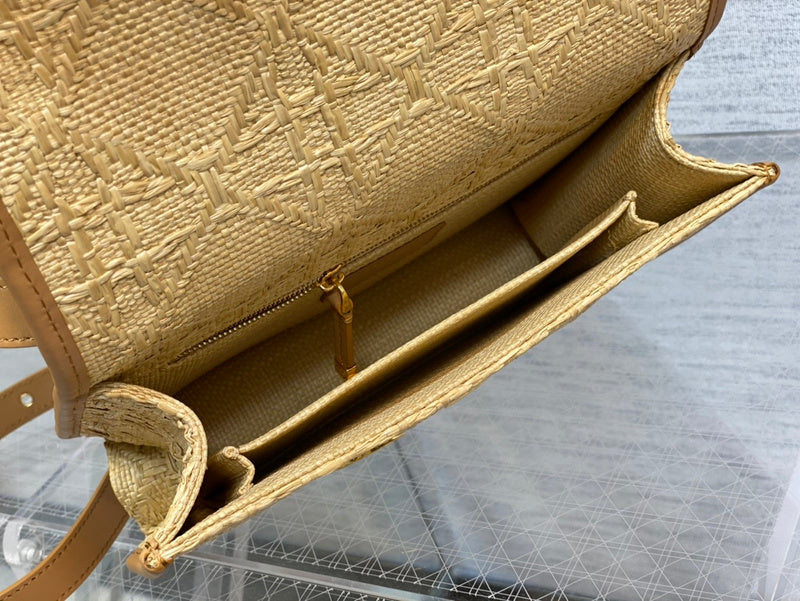 Luxurious Totes - Latest - 6364