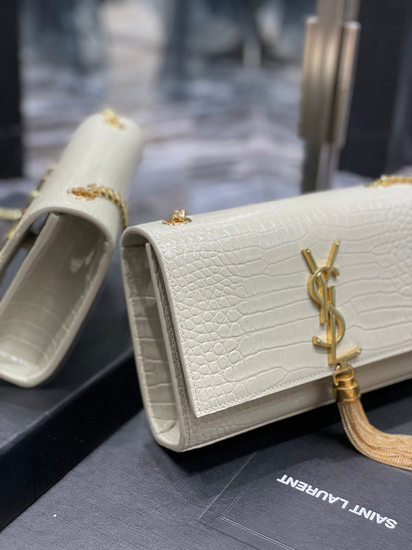 Luxurious Totes - Latest - 8517
