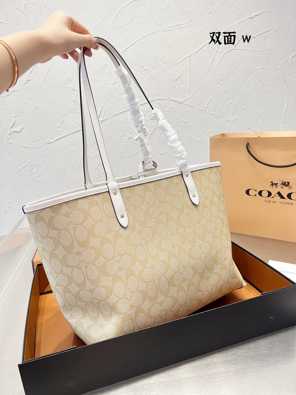 Luxurious Totes - CCH2 Bags - 131