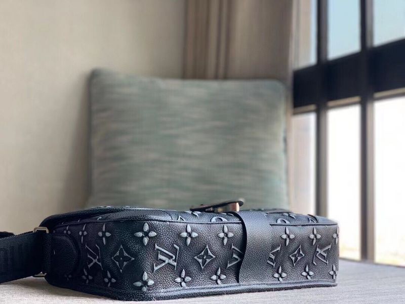 LOV - Luxurious Totes - 778