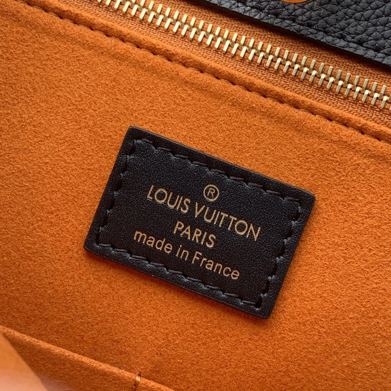 LOV - Luxurious Totes - 2631