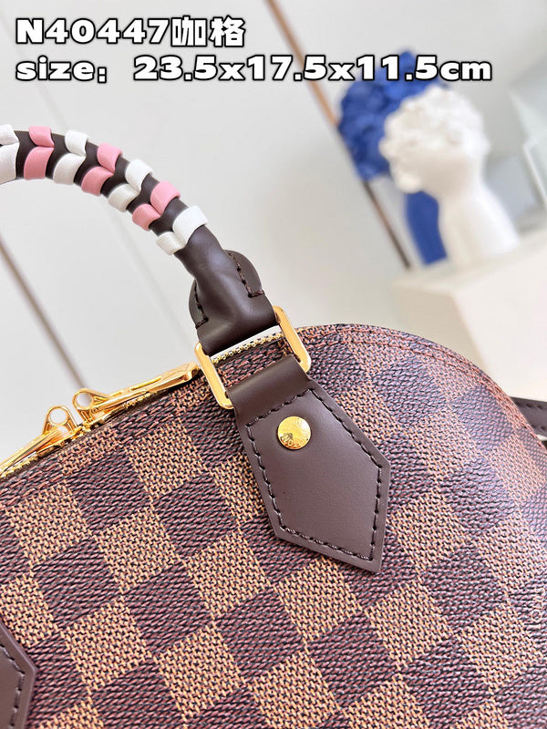 LOV - Luxurious Totes - 627