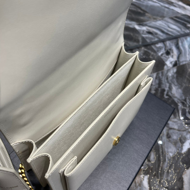 Luxurious Totes - Latest - 8542