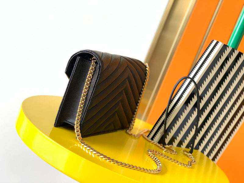 Luxurious Totes - Latest - 8095
