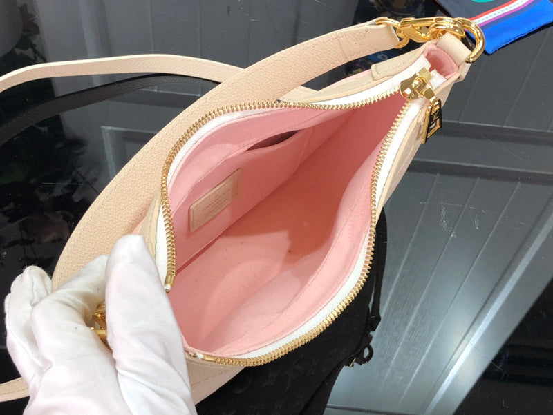 LOV - Luxurious Totes - 1766