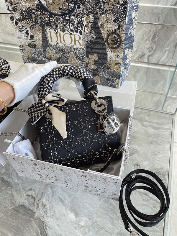 Style My Style - DOR2 Bags - 335