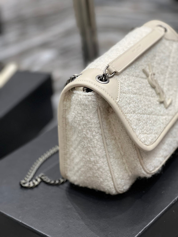 Luxurious Totes - Latest - 8464